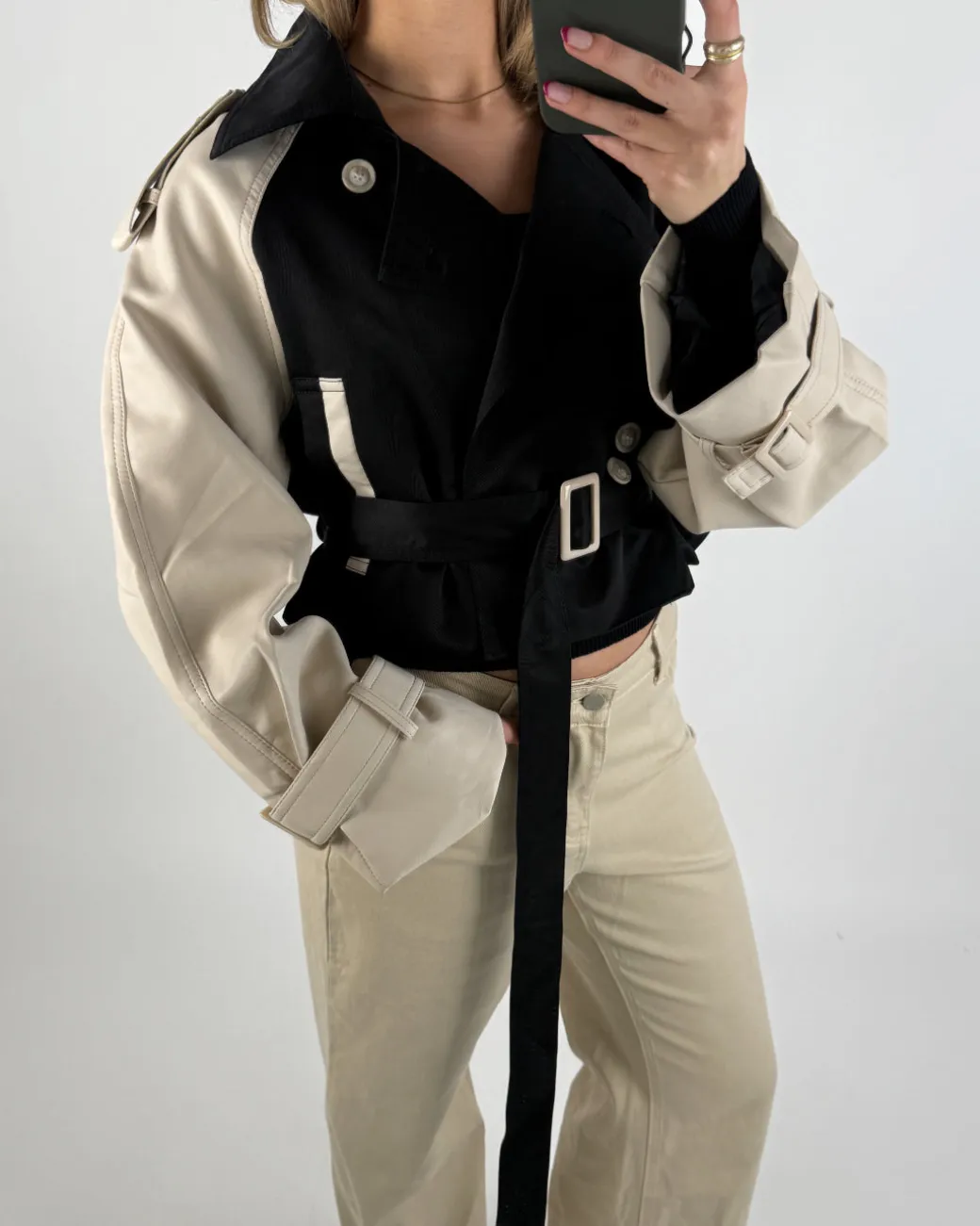 ANNABELLE kort trenchcoat, sort/beige