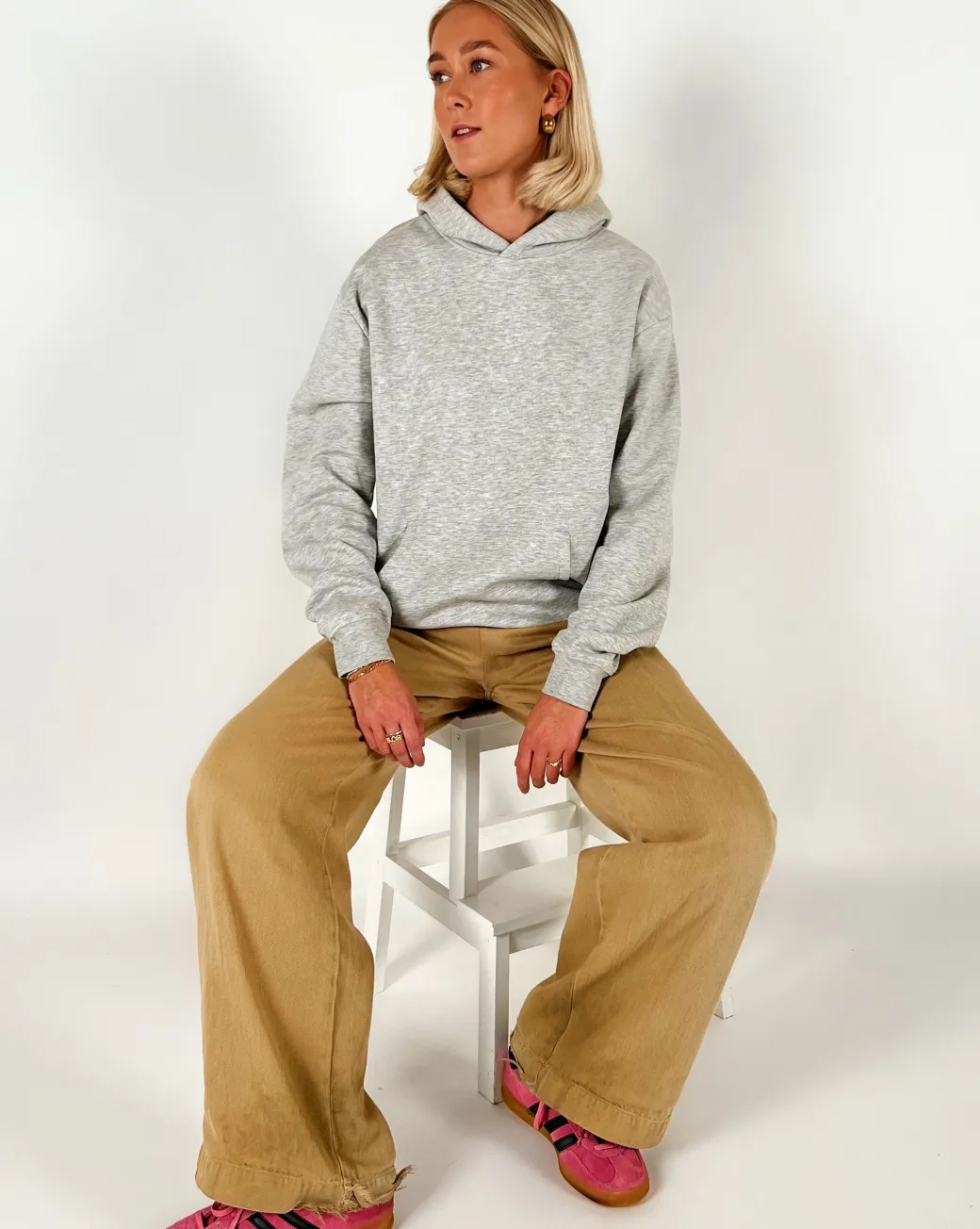 BASIC hoodie, grå