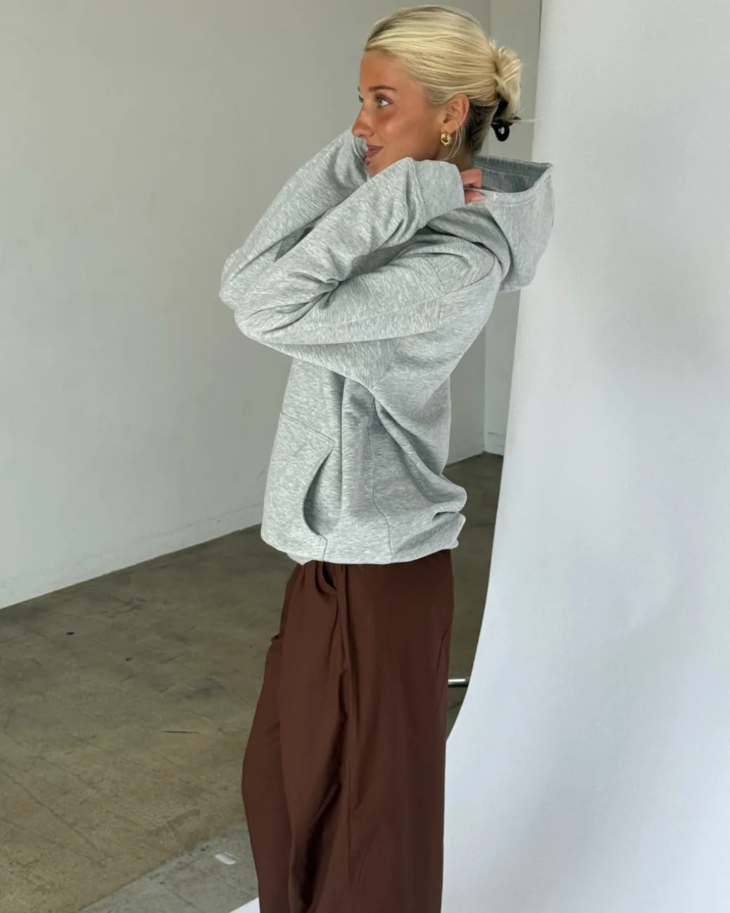 BASIC hoodie, grå