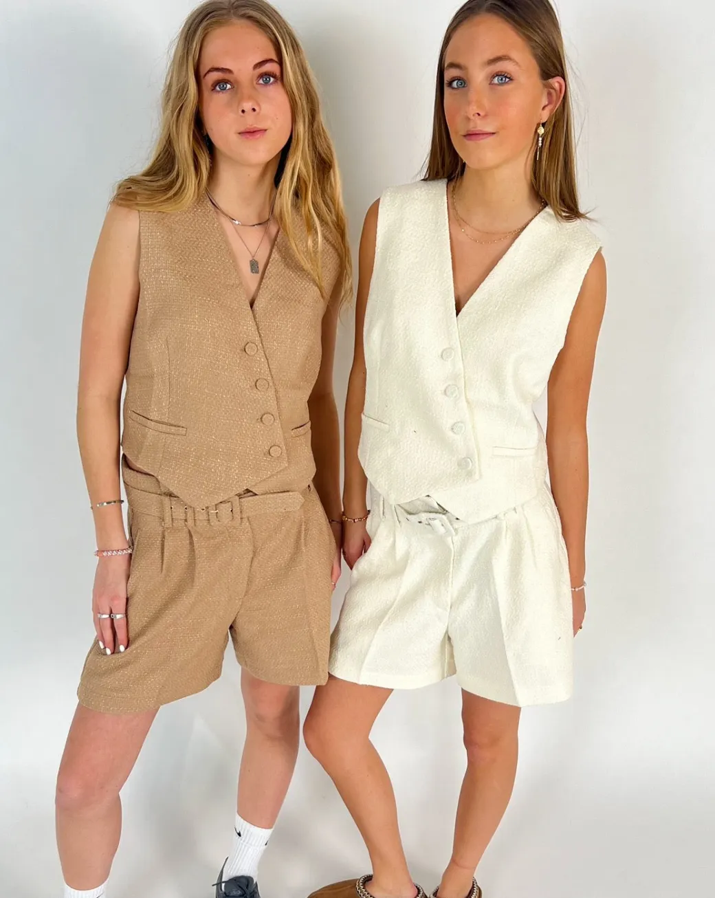 COVE vest, beige