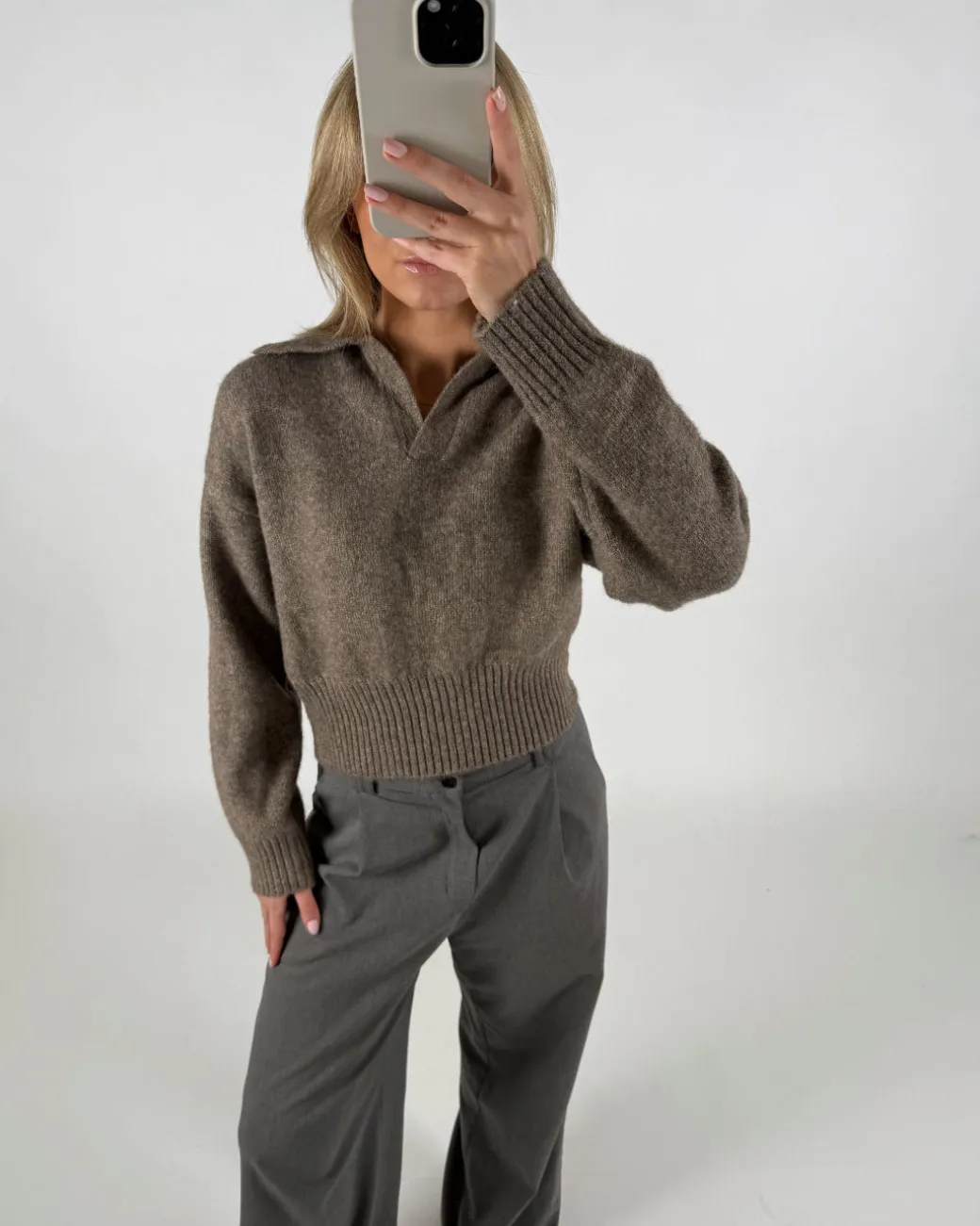 DELILAH polo strik, brun