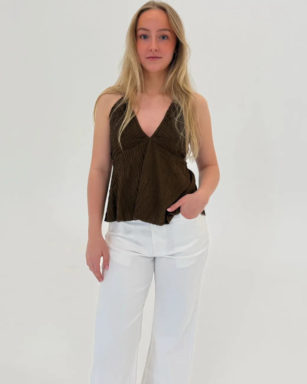 JOLENE halterneck top, brun