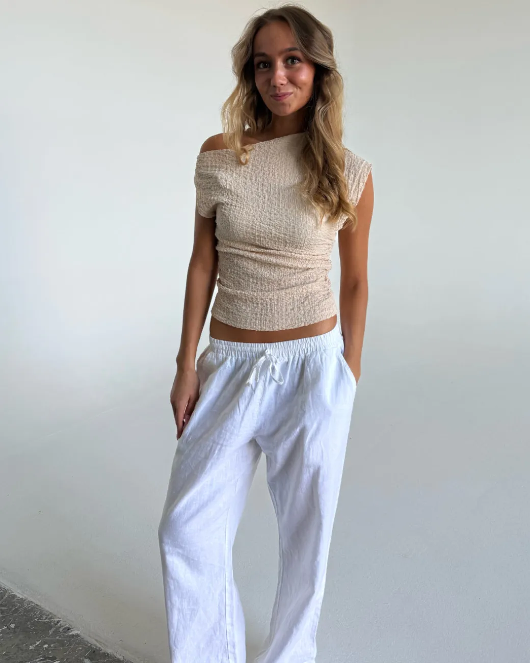JOLIE top, beige