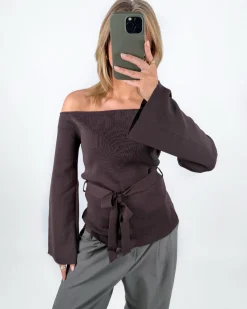 SAVANNA off shoulder strik, brun