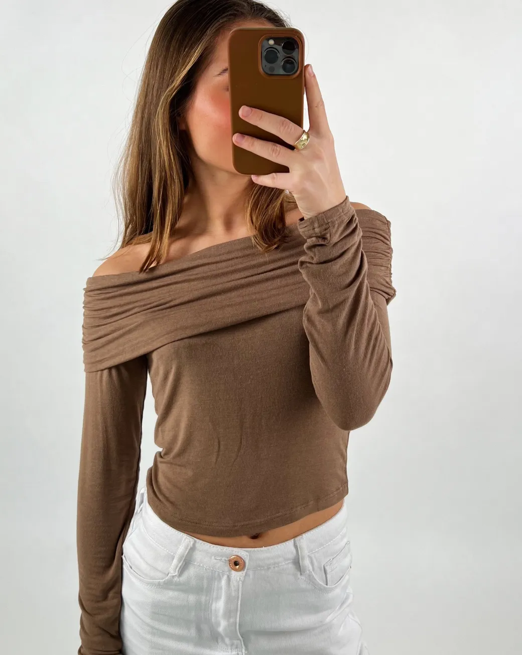 TARA off shoulder bluse, brun
